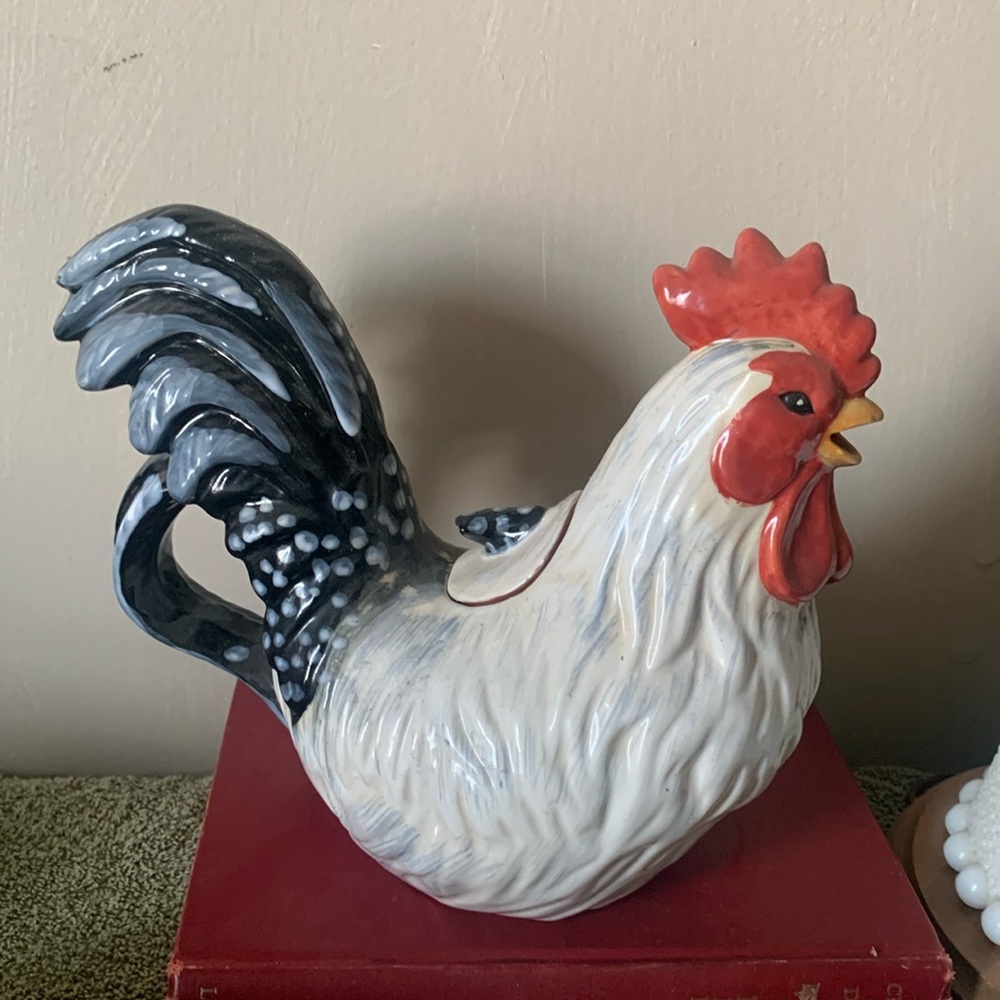ISABELLE DE BORCHGRAVE ROOSTER TEA POT ENESCO COLLECTIBLE 1999